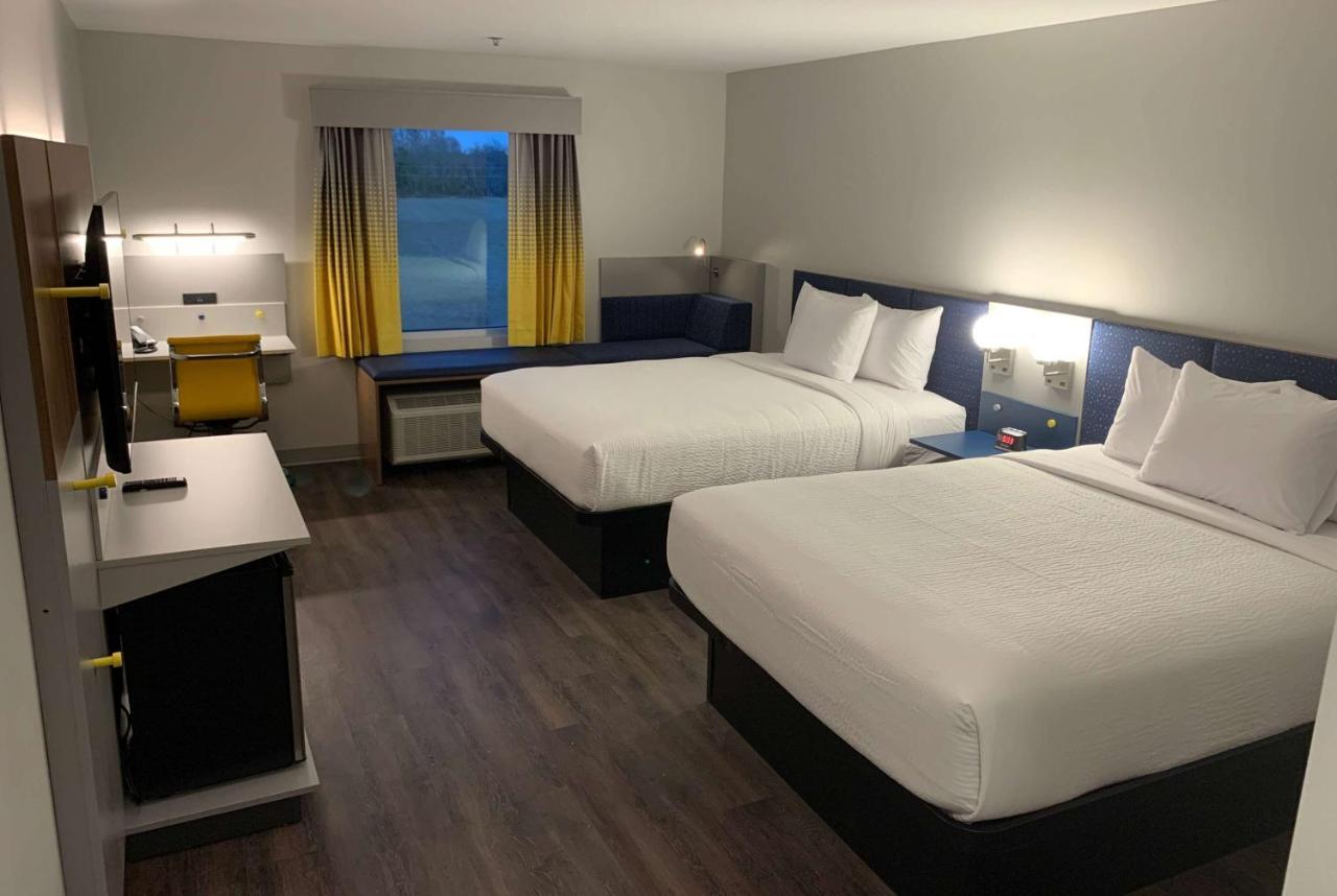Microtel Inn & Suites By Wyndham Rehoboth Beach Exterior photo